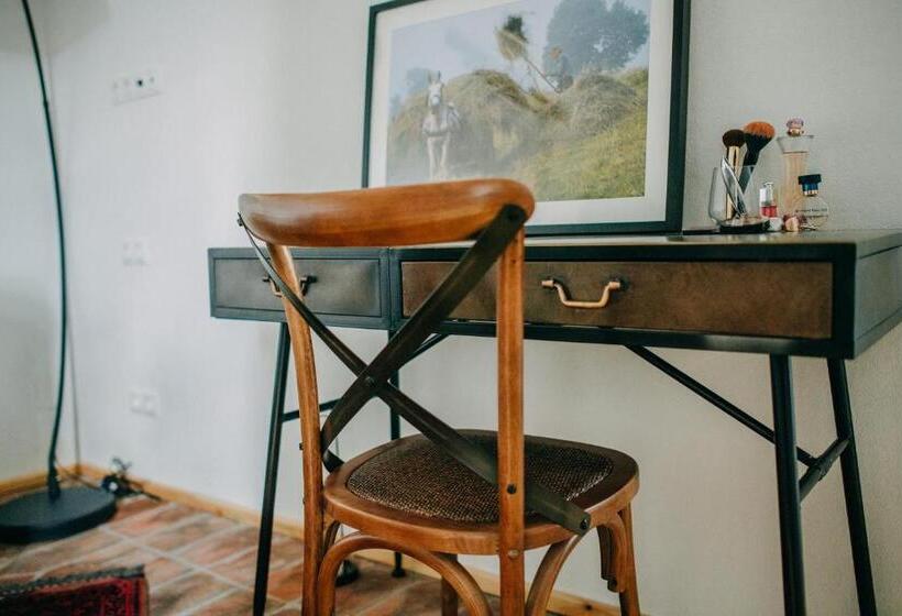 Номер Deluxe, Ugron Castle Fiatfalva