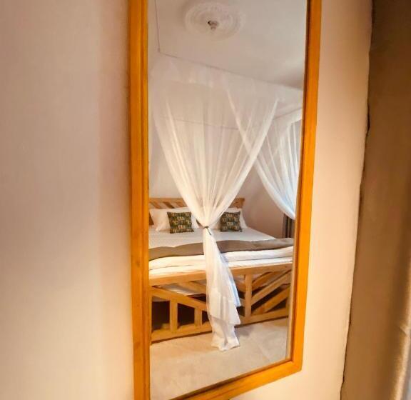 بانگلوی استاندارد, Tukutane Kilimanjaro   Homestay