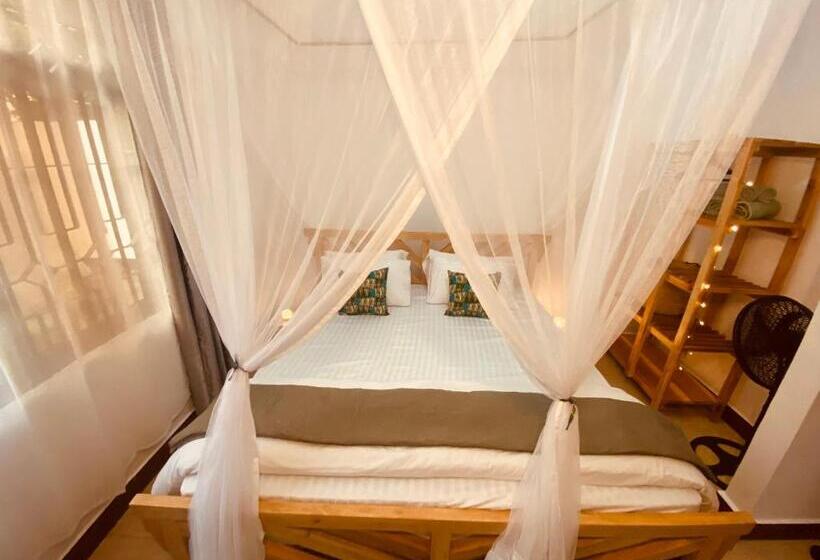 بانگلوی استاندارد, Tukutane Kilimanjaro   Homestay
