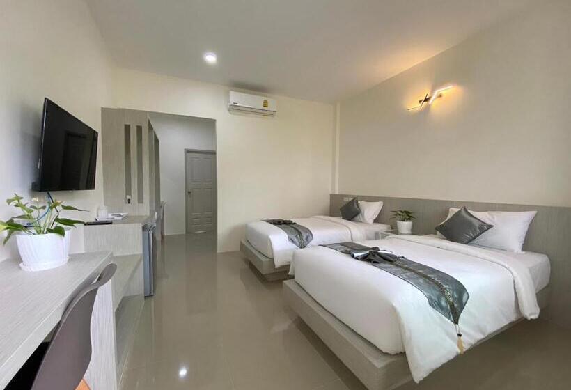 디럭스 룸, Puean Chang Resort Phuket