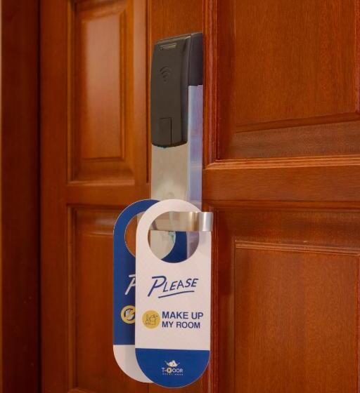 デラックスルーム, T Door Guest House