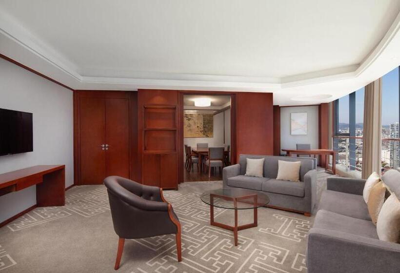 Люкс Premium 2 Спальни, Courtyard By Marriott Anji