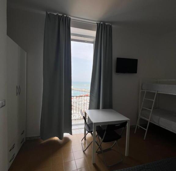 اتاق استاندارد چهارنفره با بالکن, Stelle Vista Mare
