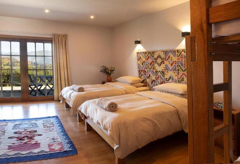 اتاق خانوادگی با چشم‌انداز کوه, Cordillera Blanca Lodge