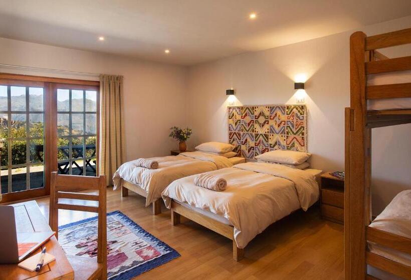 اتاق خانوادگی با چشم‌انداز کوه, Cordillera Blanca Lodge