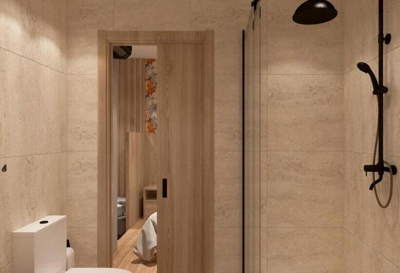 اتاق استاندارد سه نفره, University Boutique Rooms