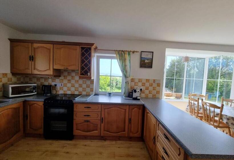 Дом 1 Спальня, Ocean Breeze Cottage