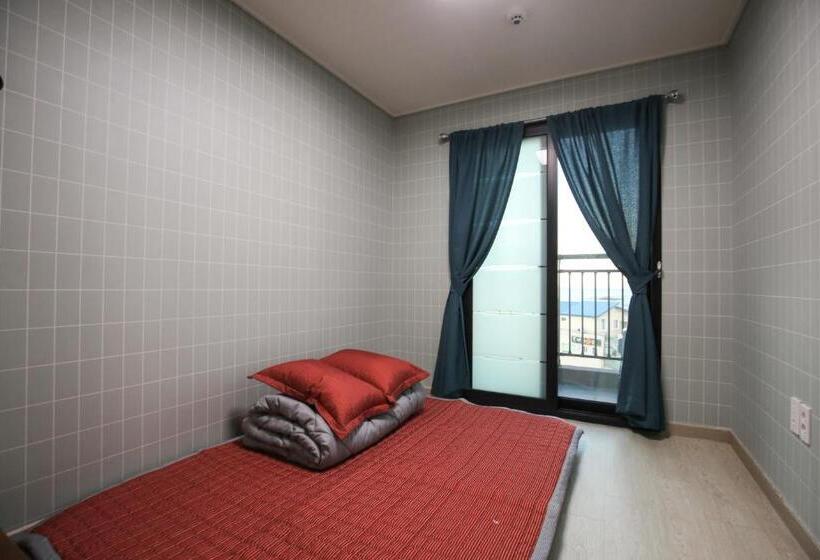 Quarto Estandar Vista Mar, Sogco Jajapensyeon