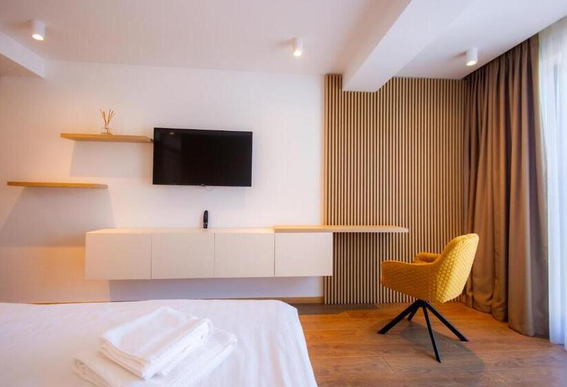 اتاق استاندارد با تخت بزرگ, Yrys House   Adults Only