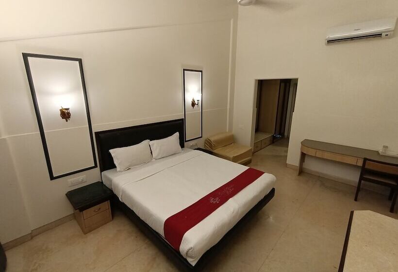 高级大房间, Royal Garden Resort