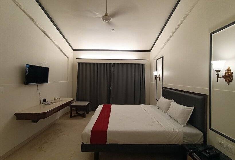 高级大房间, Royal Garden Resort