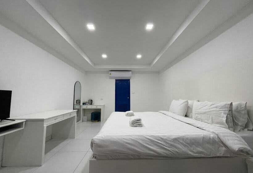 Номер Superior, Collection O To The Sea Resort Thailand