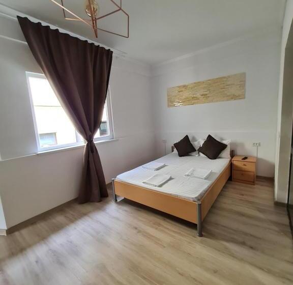 آپارتمان 2 خوابه, Casa Egreta Alba