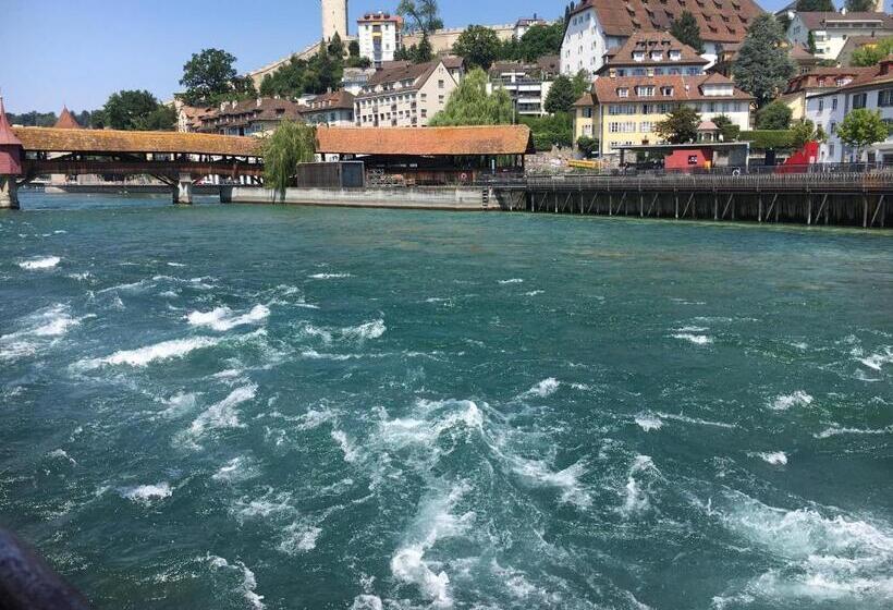 اتاق استاندارد, B&b Friedau