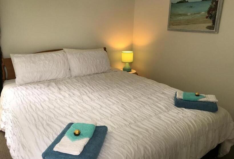 Апартаменты 2 Спальни, Jennie's In Whitianga