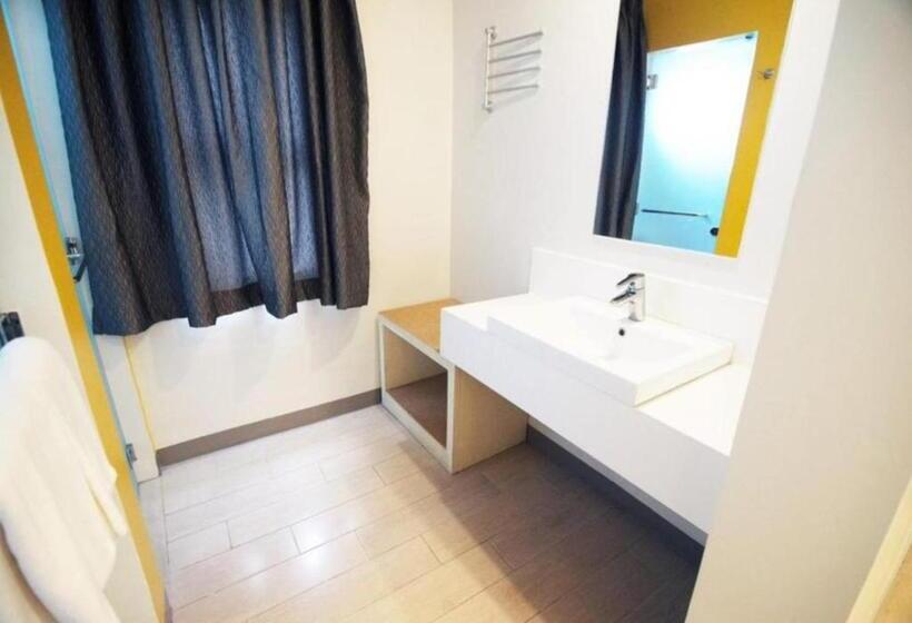 Номер Стандарт, Go Hotels Lanang   Davao