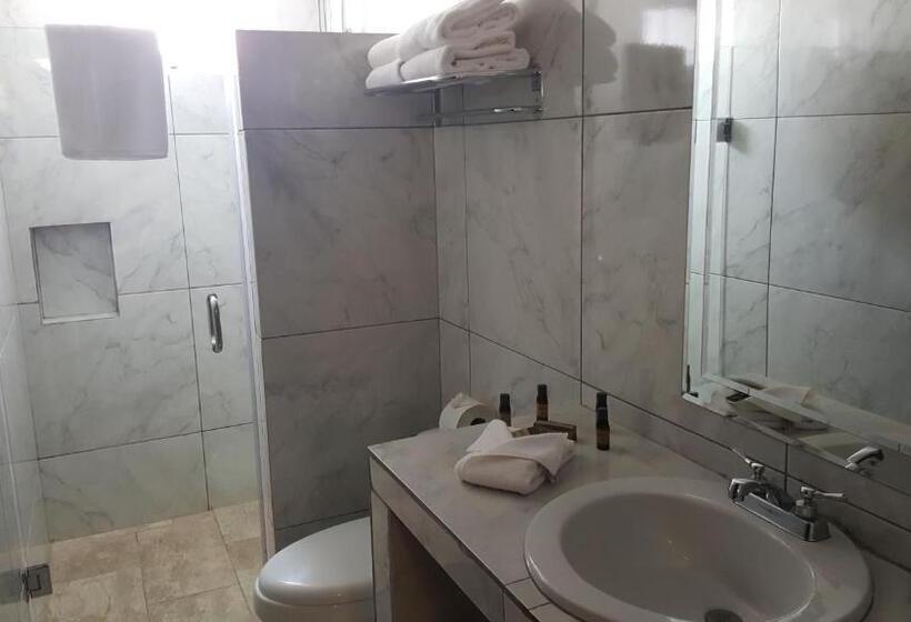 Economy Quadruple Room, Hill House Mazatlan   Bed & Breakfast