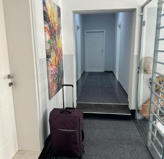 آپارتمان 1 خوابه, Avenue Apartment 02 Tirana