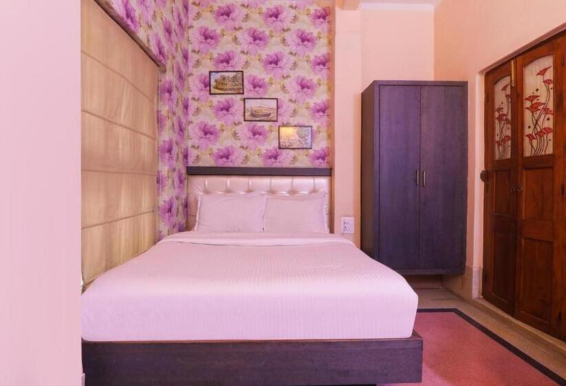 Номер Deluxe, Fabhotel Poorv Sight