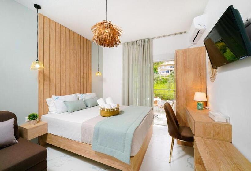 Superior studio mountain view, Blue Bay