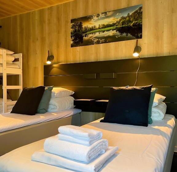 패밀리 룸 공용 욕실, Beach Hotel Santalahti