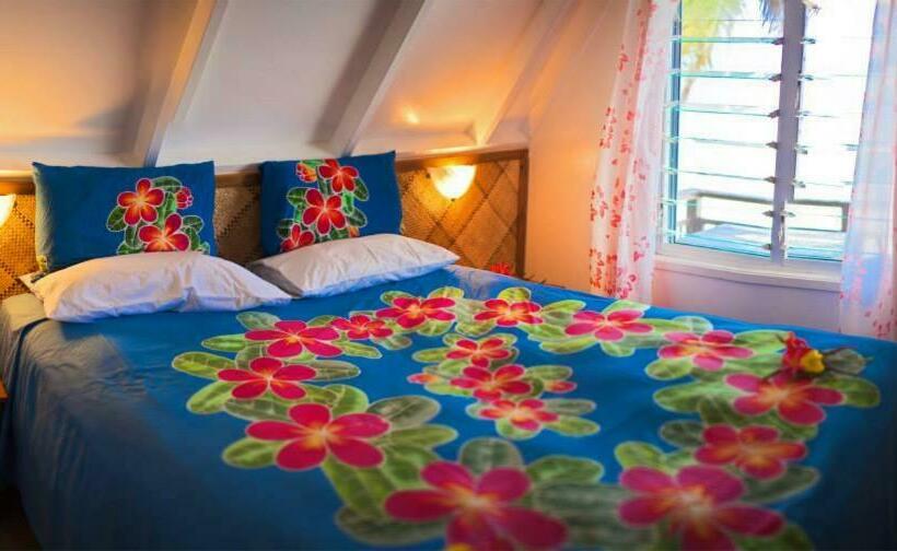 스탠다드 방갈로, Paradise Cove Lodge