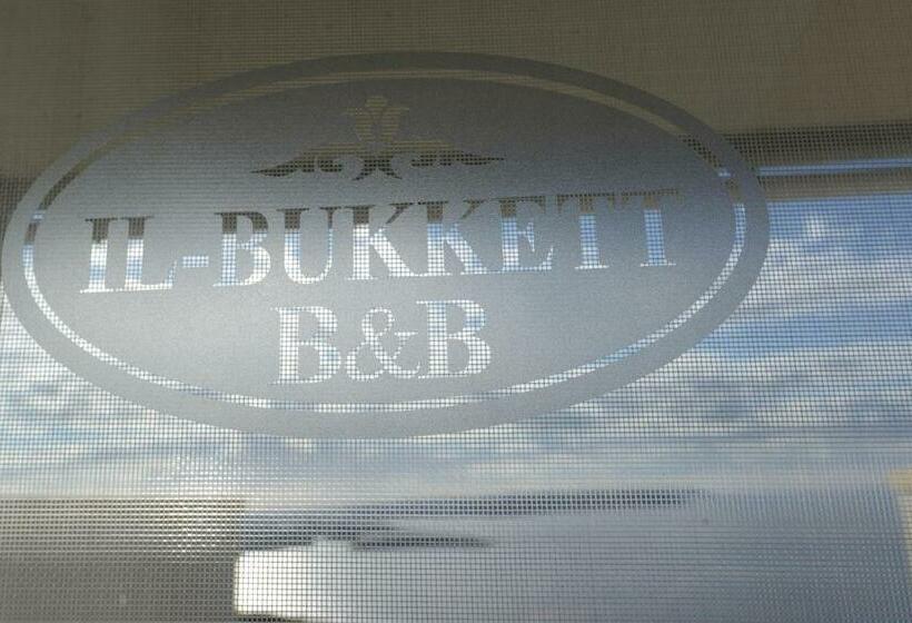 اتاق لوکس با بالکن و چشم‌انداز دریا, Il Bukkett B&b