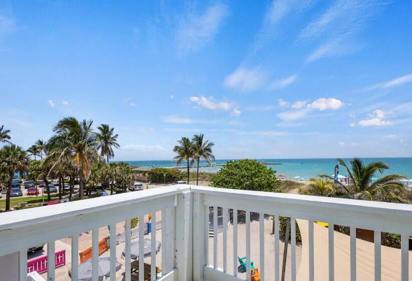 סוויטה נוף לים, Oceanfront Inn Suite, Ocean And Inlet Views, King Bed, #12