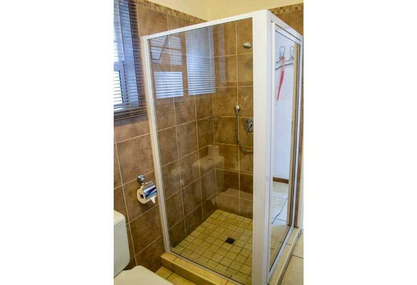 Номер Deluxe, Amohela Guesthouse