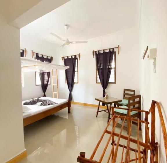 Номер Стандарт, Lighthouse Guesthouse