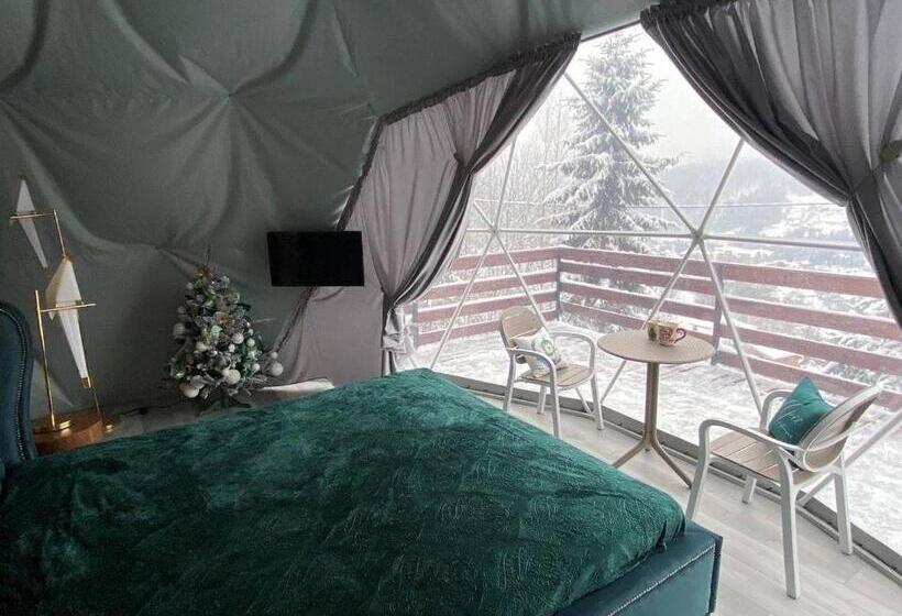 Standard Tent, Karpatski Dzherela