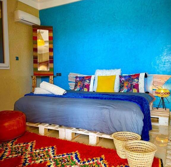Deluxe Room Mountain View, S&s Chill House