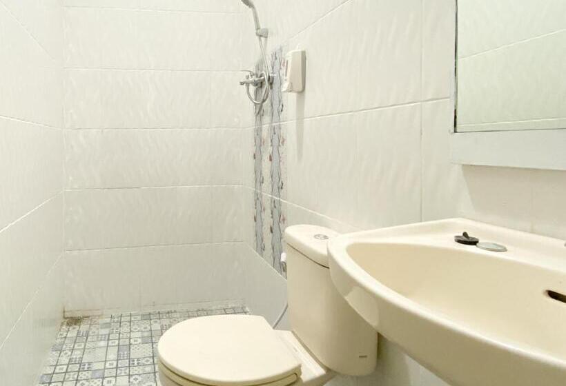 Номер Стандарт, Reddoorz Near Balai Kota Yogyakarta Timoho