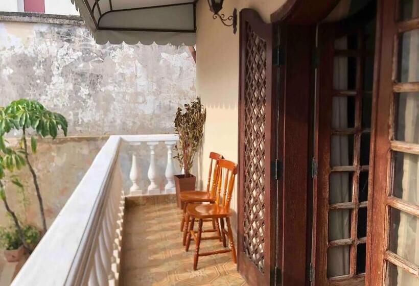 Номер Стандарт, Casa Amarela