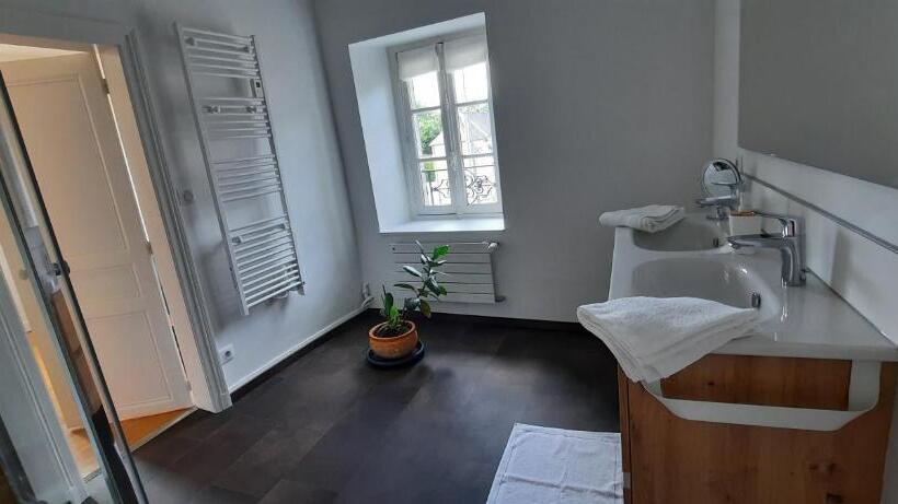 Номер Deluxe, Le Refuge Des Libellules