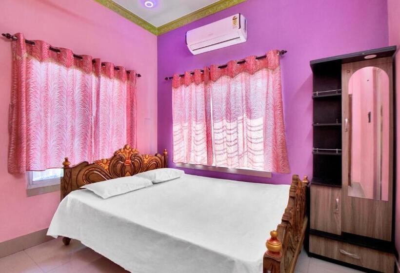 豪华房间, Iroomz Tilottama Guest House