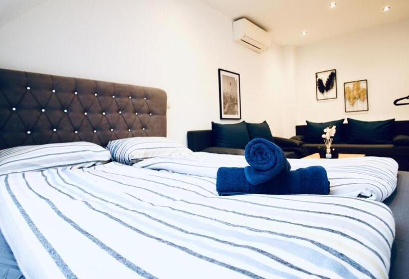 اتاق استاندارد چهارنفره با سرویس بهداشتی مشترک, 6 Min To Amusement Park   Economy Rooms In Shared Apartment