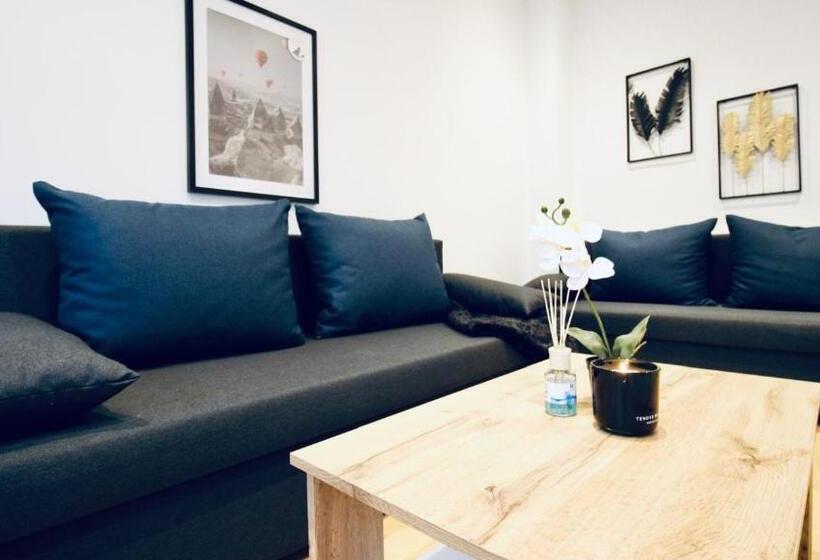 اتاق استاندارد چهارنفره با سرویس بهداشتی مشترک, 6 Min To Amusement Park   Economy Rooms In Shared Apartment