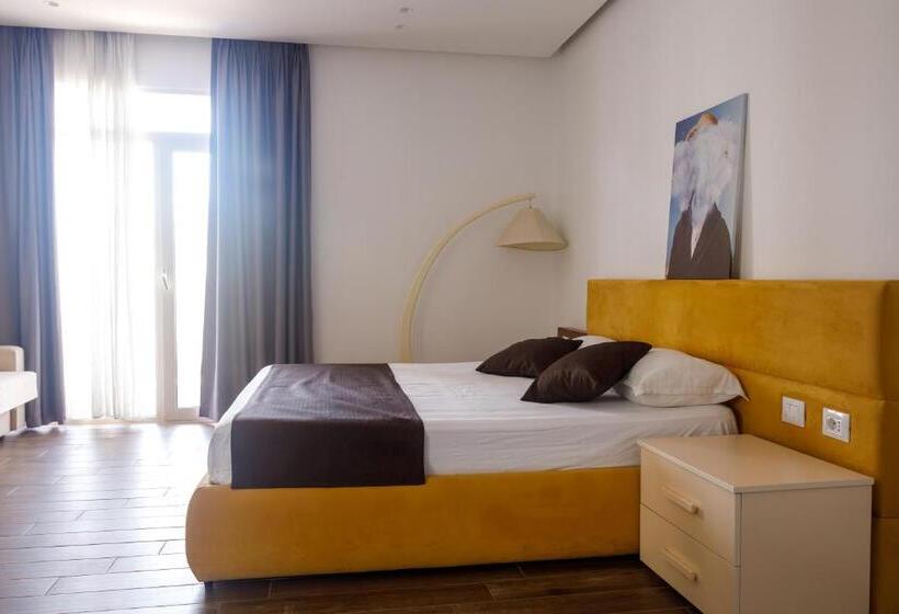 اتاق لوکس, Amh Hotel Durres