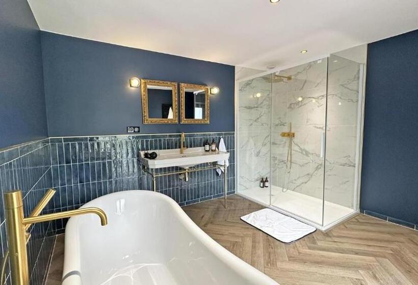 Номер Deluxe, Le Manoir Des Perrieres
