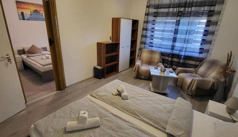 Family Suite, Aniiza Apartman 2