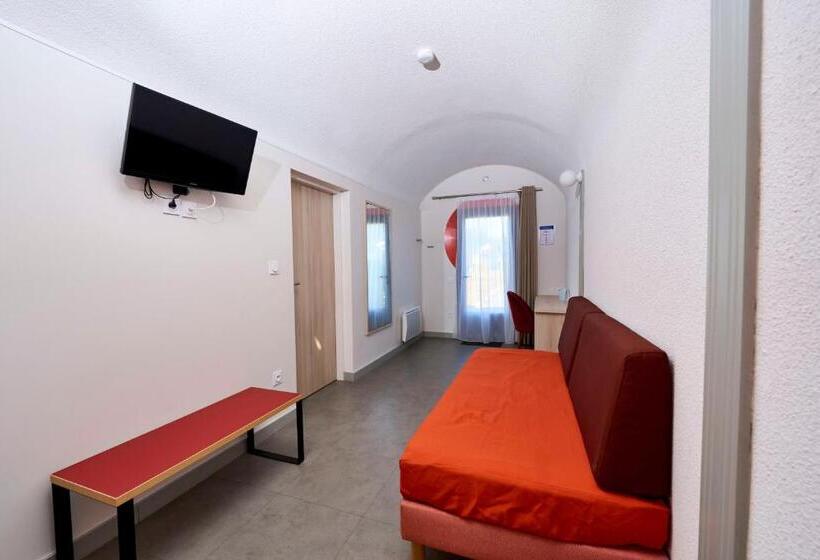 Standard Triple Room with Terrace, Villages Clubs Du Soleil   Beg Meil