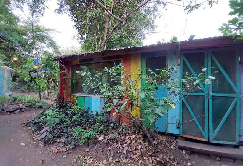 스탠다드 룸 가든 전망, Rainbow Caravan Hostel