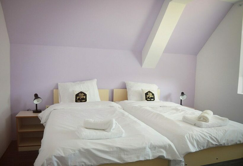 バス共有のスタンダードルーム, Voyage Hostel