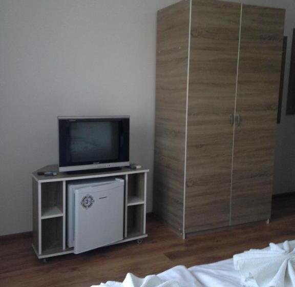اتاق استاندارد, Mellys Haus