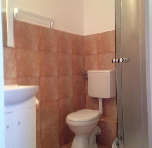 اتاق استاندارد, Mellys Haus