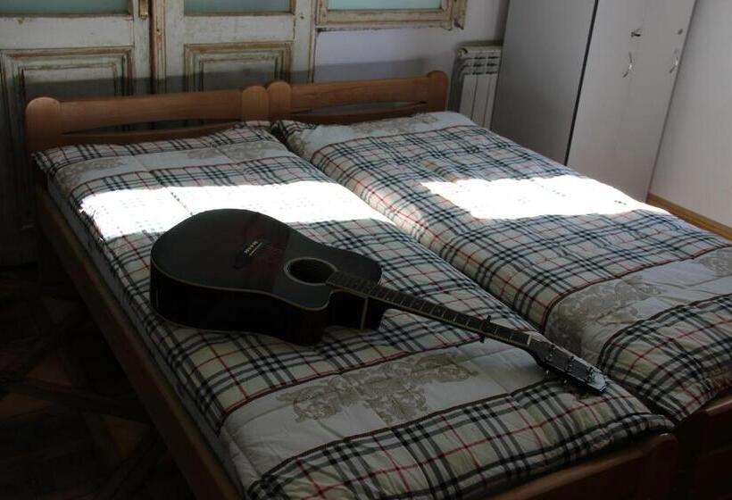 공동 객실, Hostel Mif
