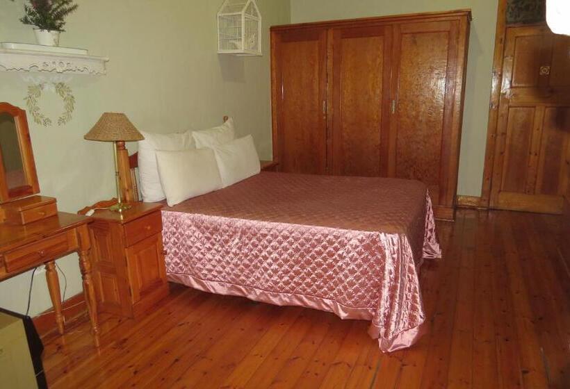 디럭스 룸, Lajava Guest Lodge