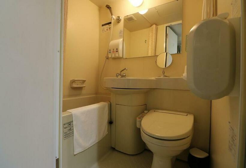 اتاق استاندارد یک نفره, Park Inn Takasaki