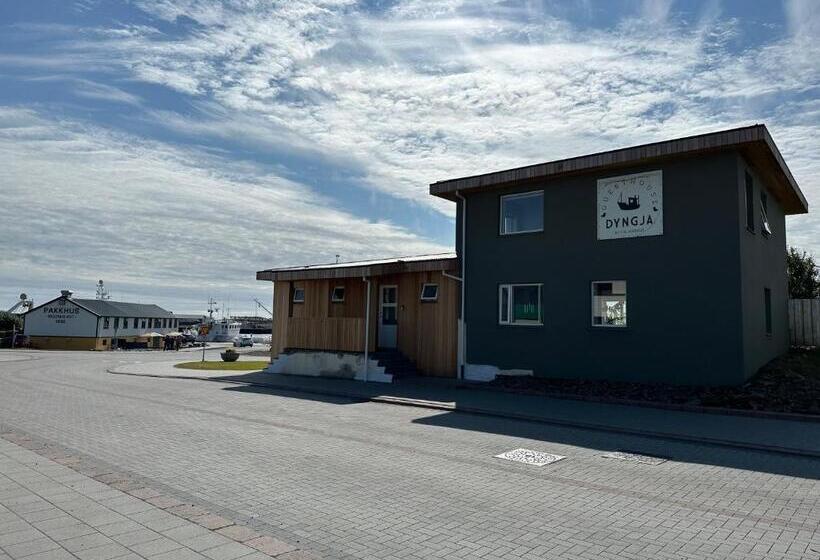 اتاق پایه با سرویس بهداشتی مشترک, Guesthouse Dyngja